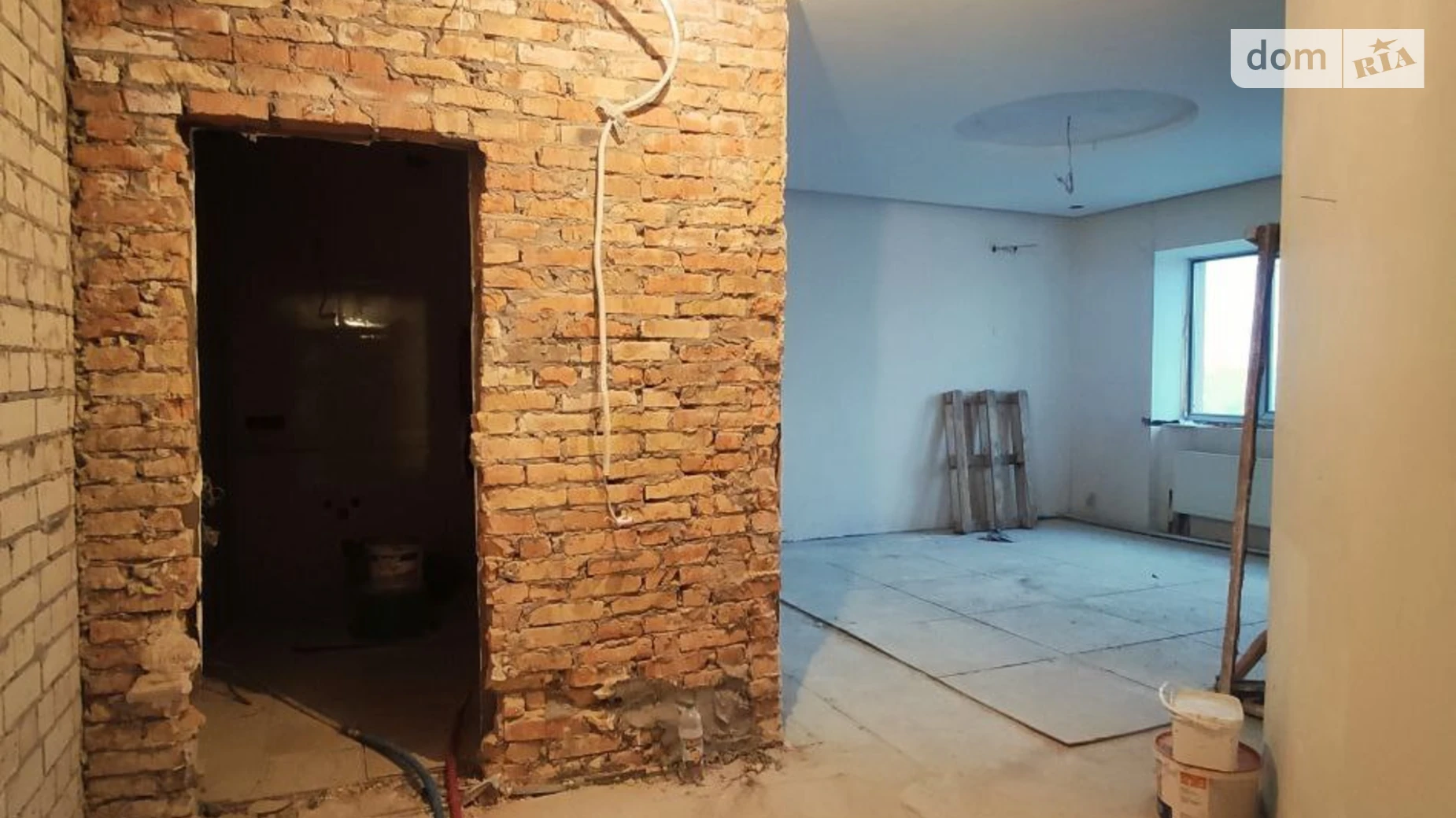 Продается 1-комнатная квартира 75 кв. м в Киеве, ул. Вячеслава Черновола(Косиора), 25 - фото 2