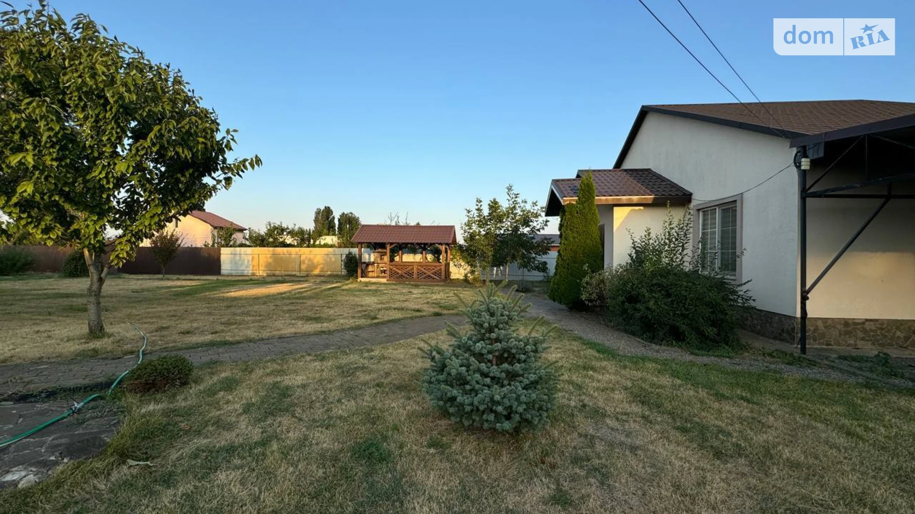 Продается одноэтажный дом 110 кв. м с балконом, цена: 110000 € - фото 4