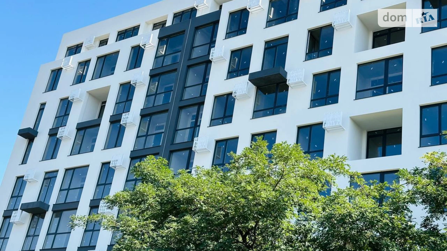 Продается 1-комнатная квартира 53.2 кв. м в Львове, ул. Владимира Навроцкого, 33 - фото 2