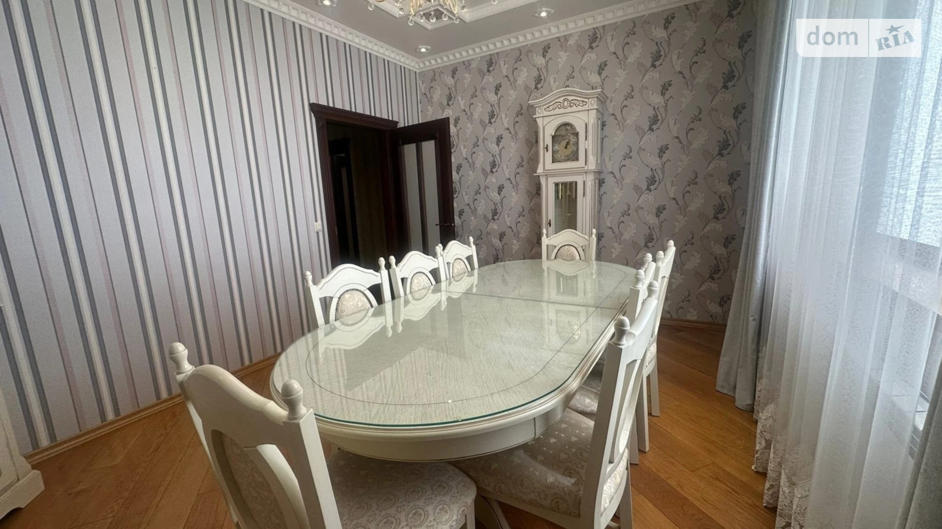 Сдается в аренду 4-комнатная квартира 145 кв. м в Ужгороде, ул. Вишневая(Осипенко) - фото 3