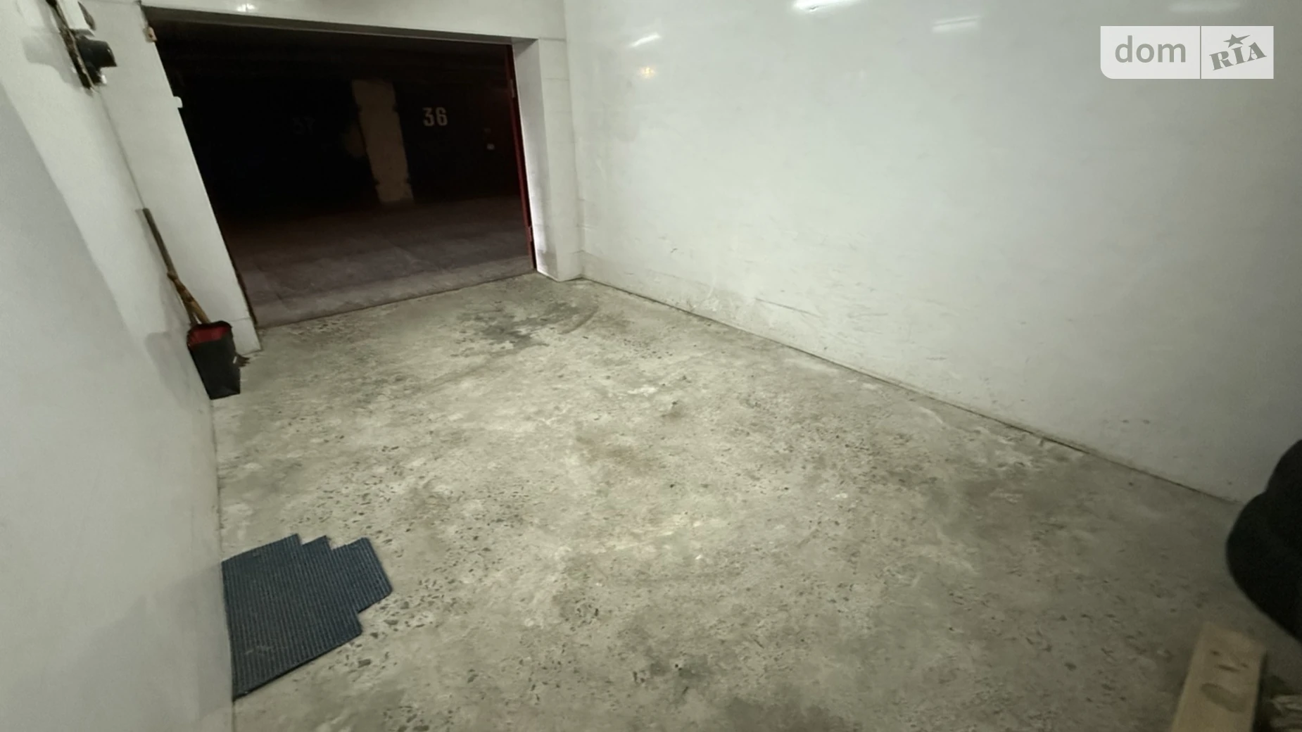 Сдается в аренду место в гаражном кооперативе под легковое авто на 19 кв. м, цена: 4000 грн - фото 5