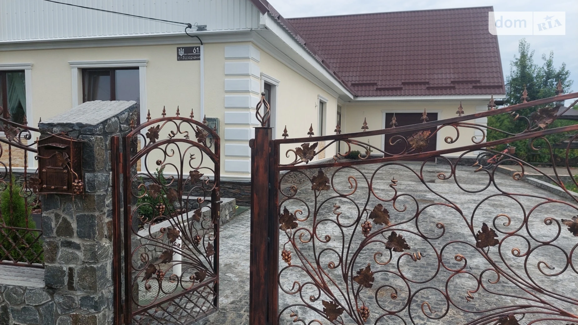 Продается одноэтажный дом 179.4 кв. м с балконом, цена: 103000 € - фото 4