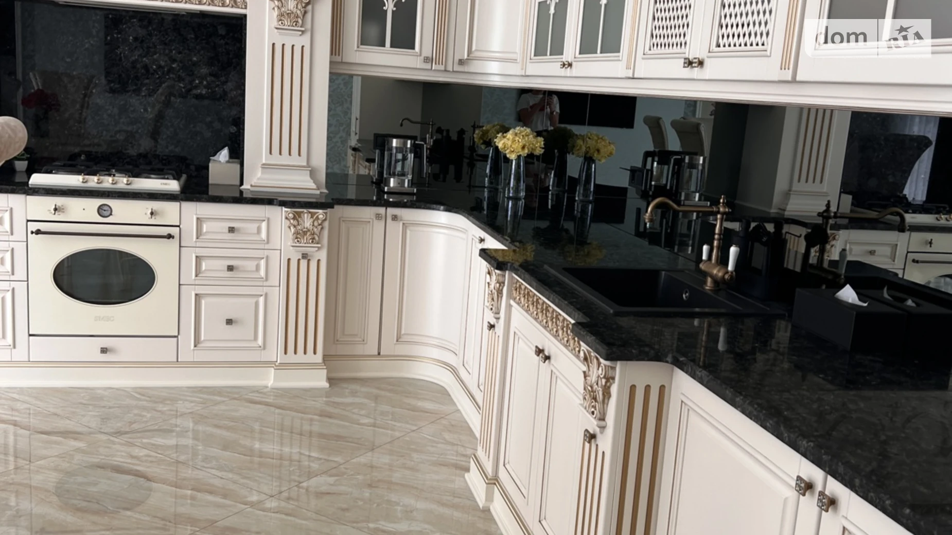Продается дом на 2 этажа 315 кв. м с гаражом, цена: 450000 $ - фото 4
