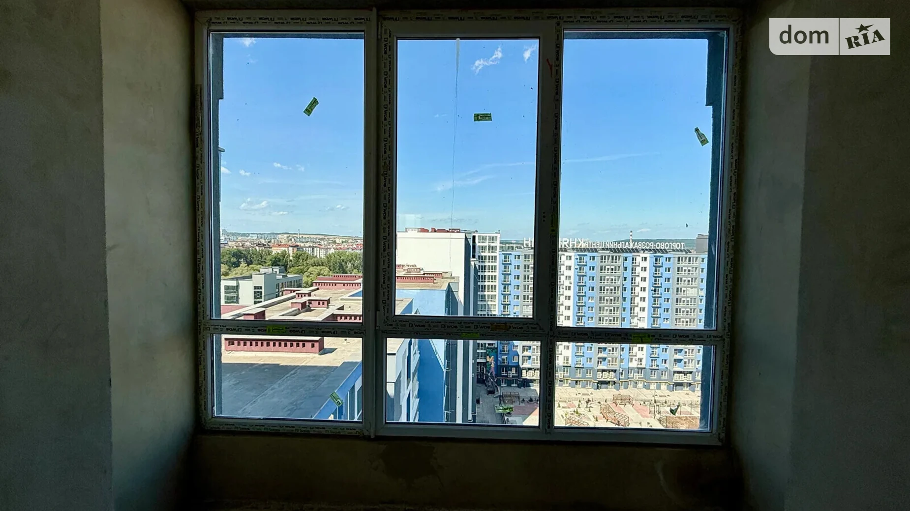 Продается 5-комнатная квартира 149 кв. м в Ивано-Франковске, ул. Княгинин, 44 корпус 11 - фото 3