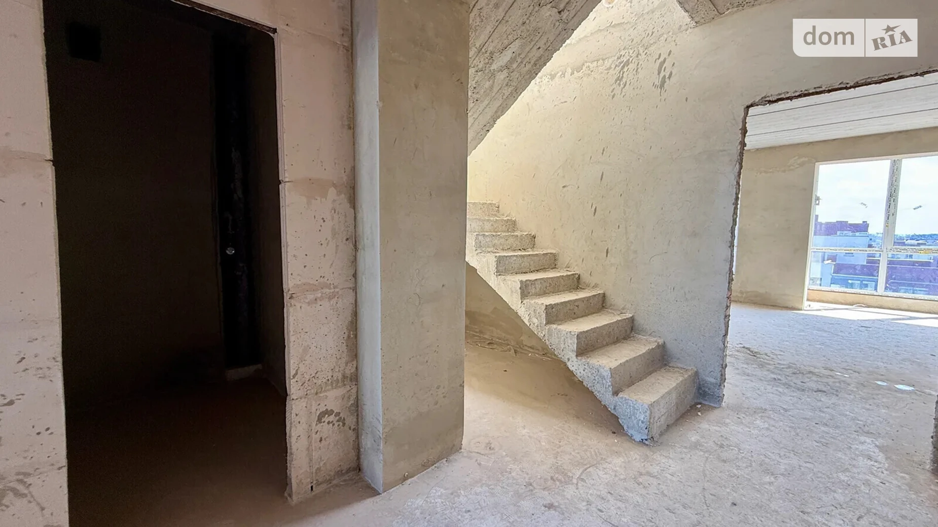 Продается 5-комнатная квартира 149 кв. м в Ивано-Франковске, ул. Княгинин, 44 корпус 11 - фото 5