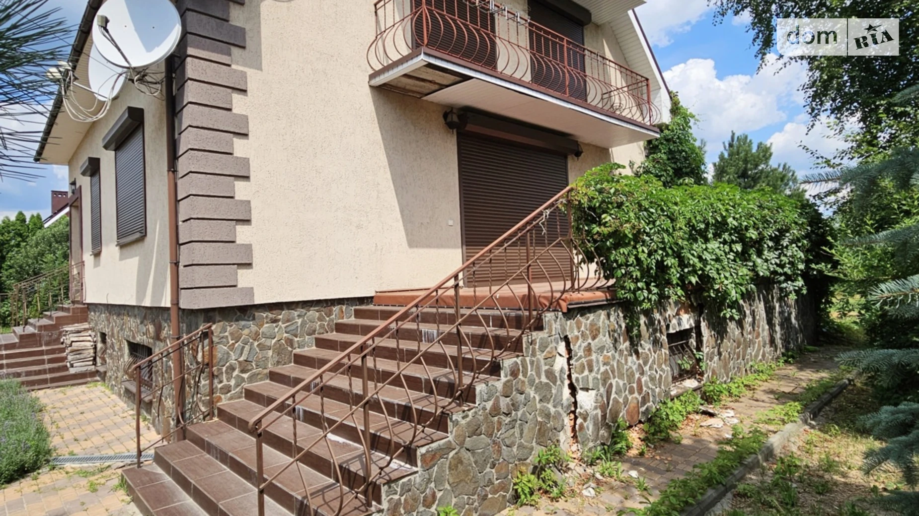 Сдается в аренду дом на 3 этажа 250 кв. м с подвалом, цена: 800 € - фото 2