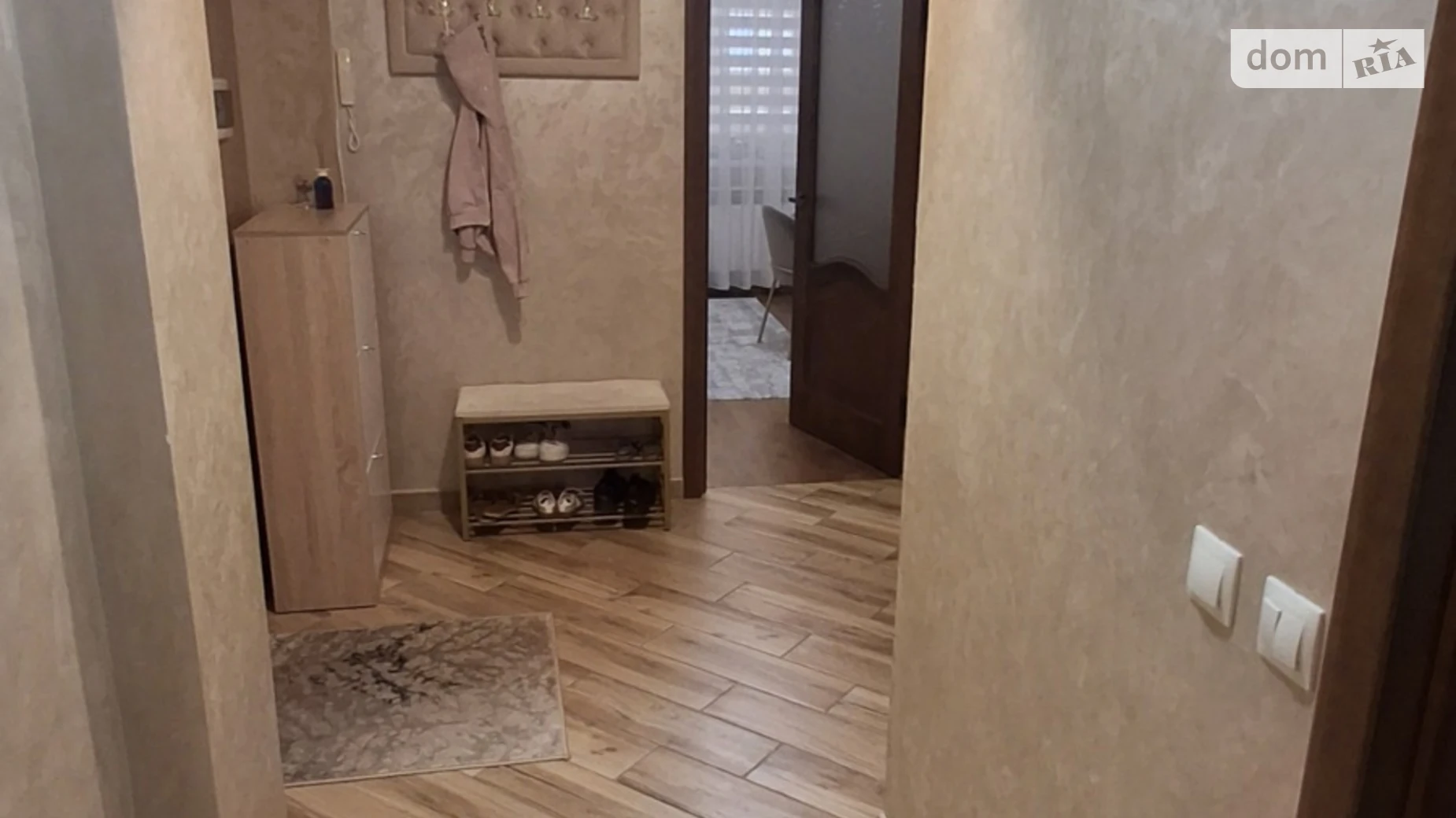 Продається 2-кімнатна квартира 78 кв. м у Минаї, вул. Августина Волошина - фото 2