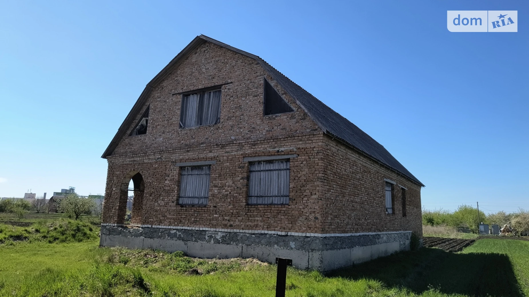 Продается одноэтажный дом 120 кв. м с камином, цена: 11000 $ - фото 2
