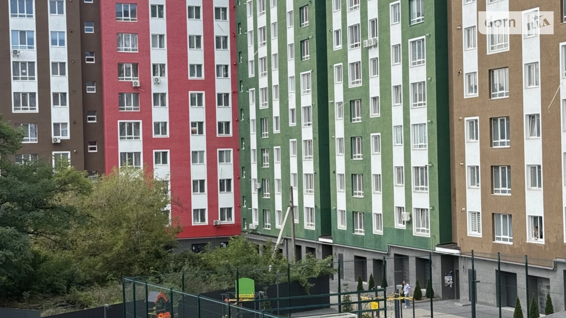 Продается 2-комнатная квартира 71 кв. м в Ивано-Франковске, ул. Хмельницкого Богдана, 57Д - фото 2