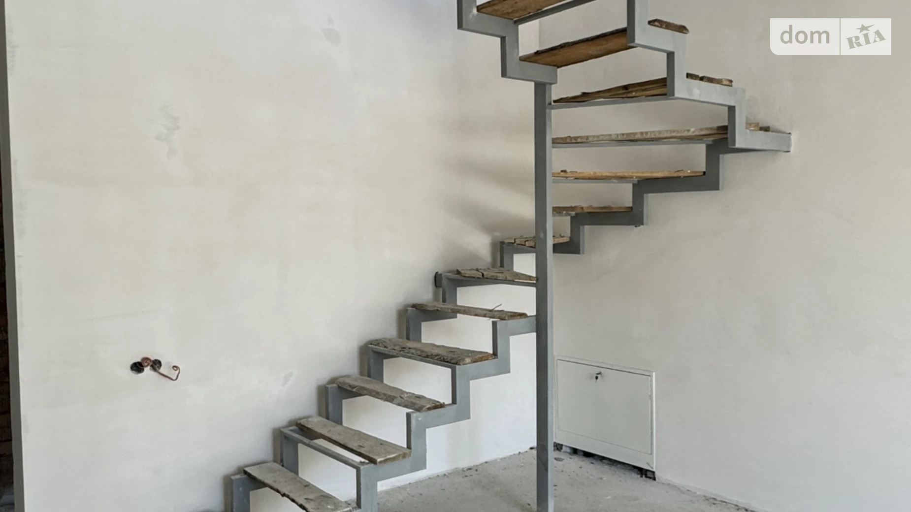 Продается дом на 2 этажа 107 кв. м с балконом, цена: 88000 $ - фото 3