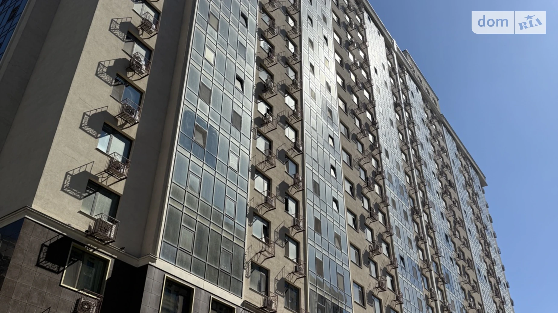 Продается 2-комнатная квартира 56 кв. м в Лиманке, ул. Жемчужная, 4 - фото 3