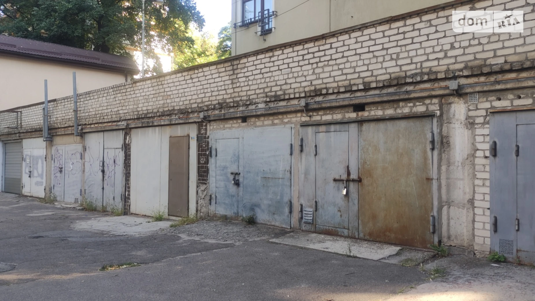 Продается место в гаражном кооперативе под легковое авто на 15 кв. м, цена: 25000 $ - фото 3