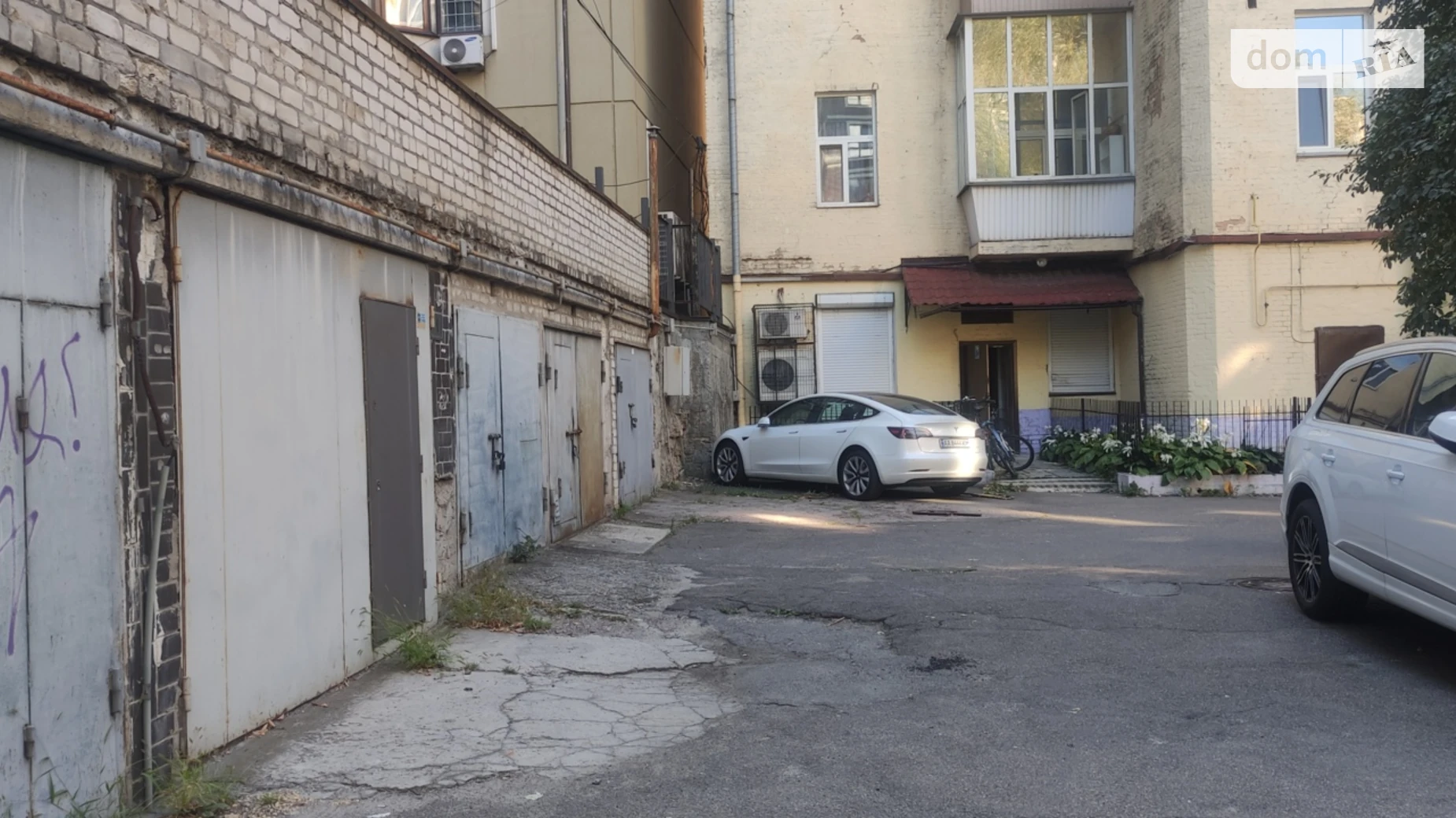 Продается место в гаражном кооперативе под легковое авто на 15 кв. м, цена: 25000 $ - фото 4