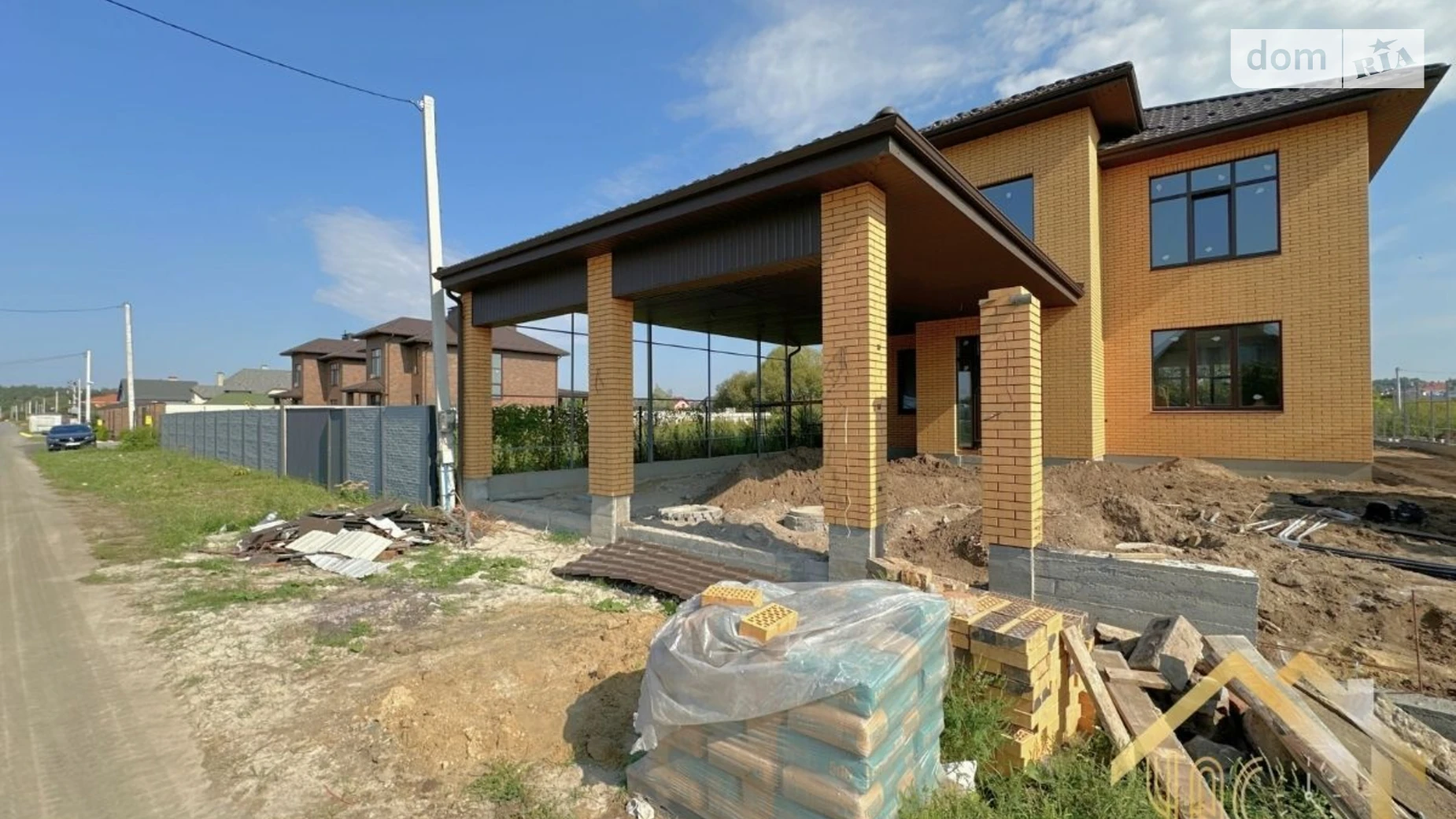 Продается дом на 2 этажа 182 кв. м с беседкой, цена: 255000 $ - фото 4