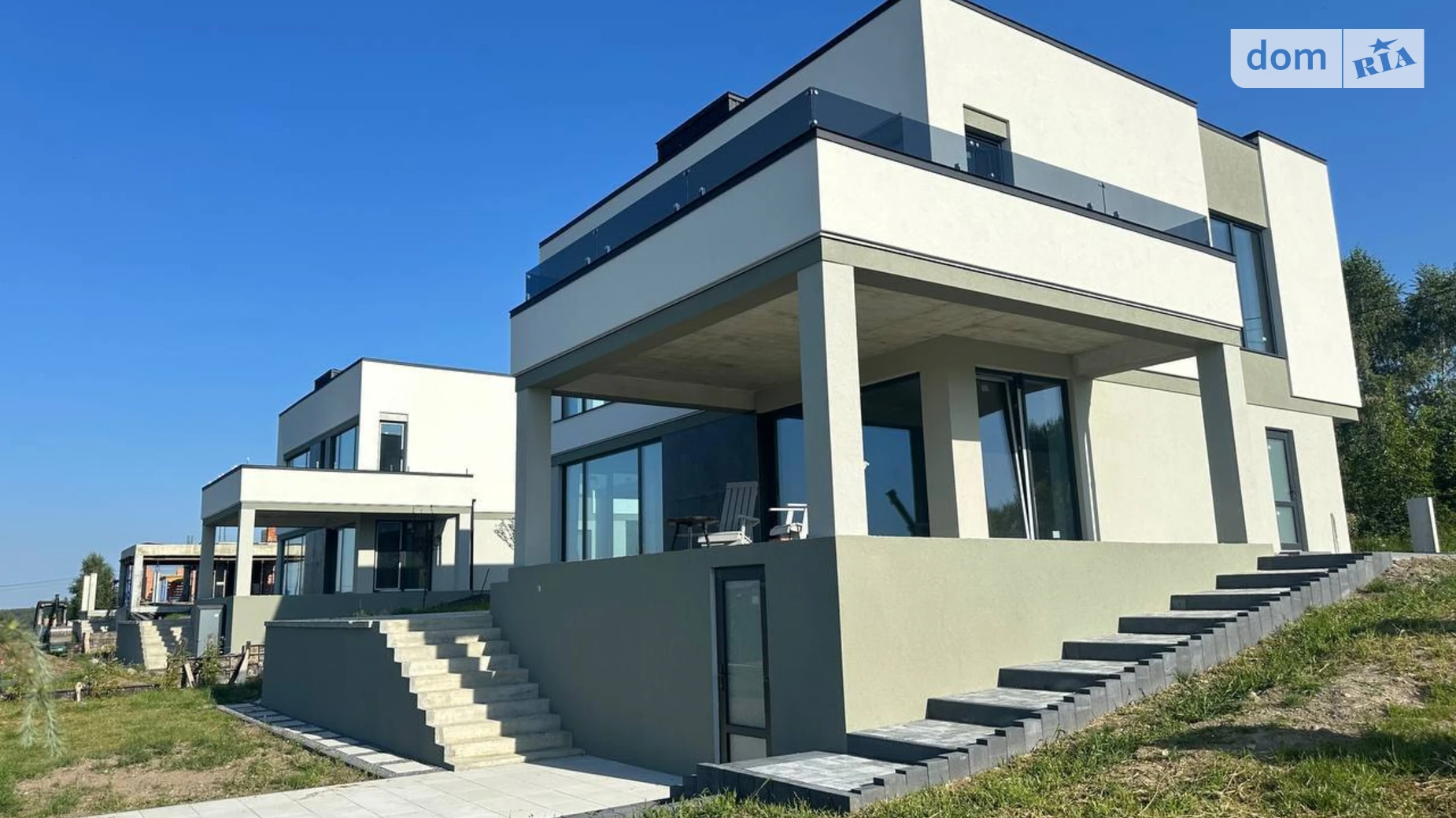 Продается дом на 2 этажа 200 кв. м с верандой, цена: 300000 $ - фото 3