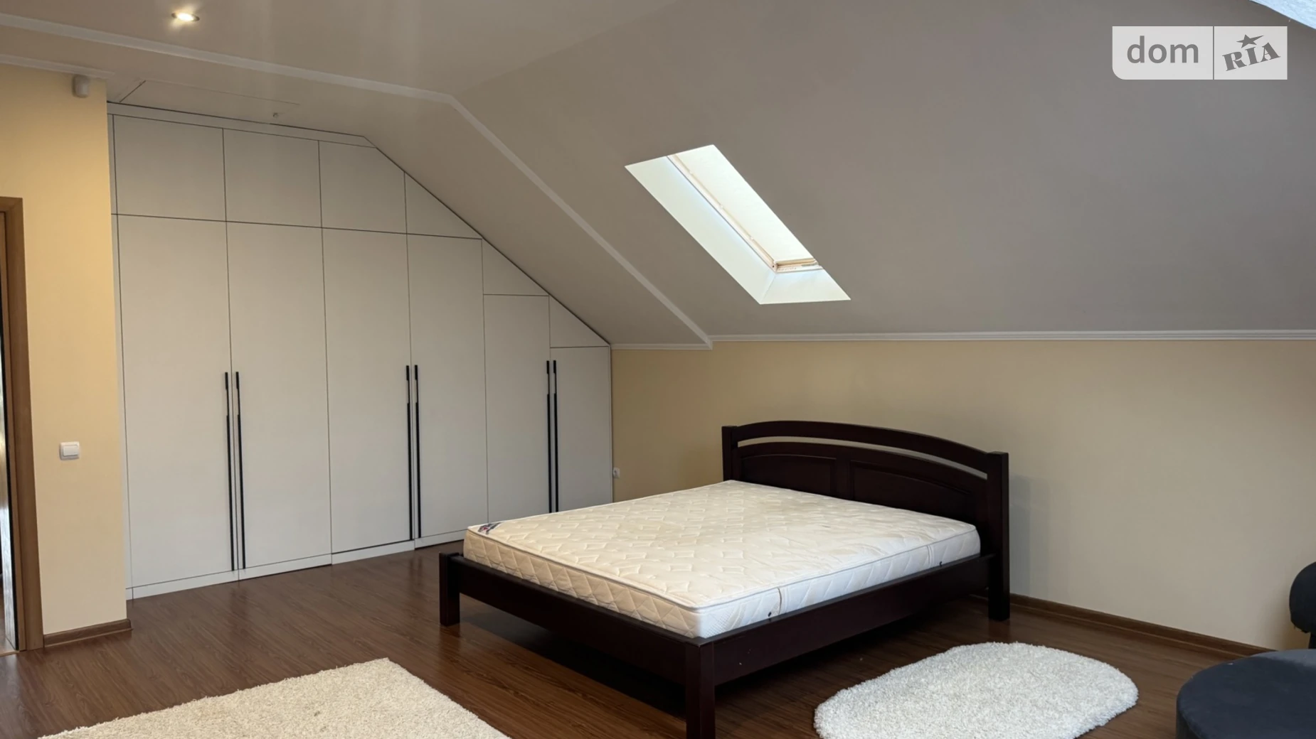 Продается дом на 2 этажа 295 кв. м с подвалом, цена: 320000 $ - фото 3