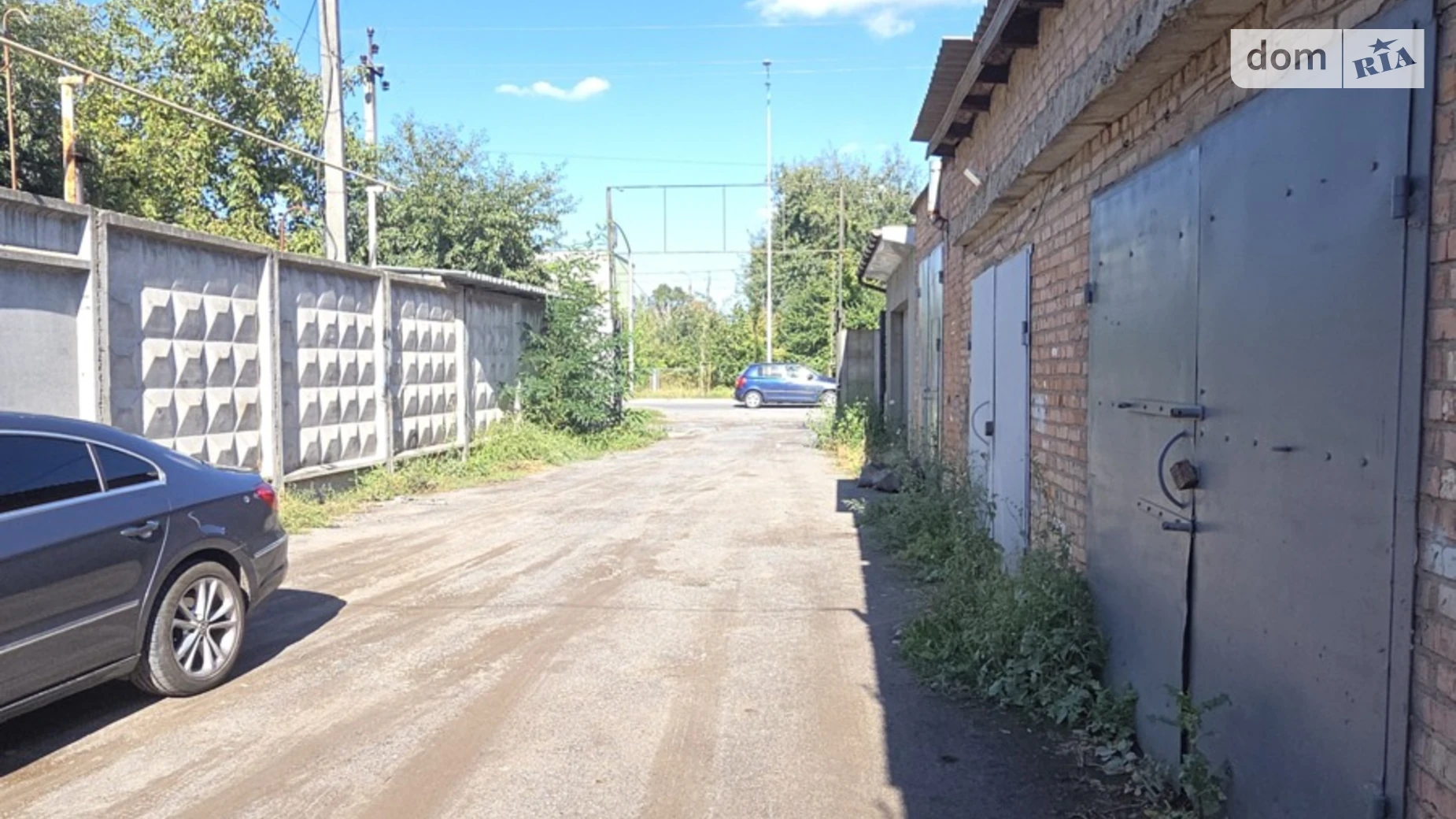 Здається в оренду місце в гаражному кооперативі під легкове авто на 26 кв. м, цена: 2000 грн - фото 2