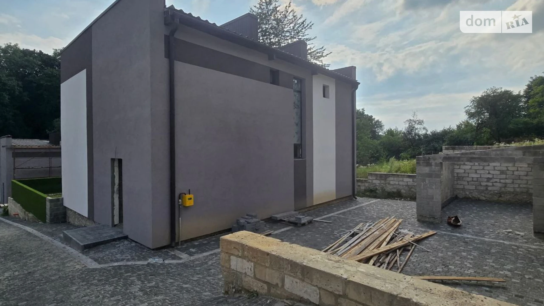 Продается дом на 2 этажа 160 кв. м с мансардой, цена: 130000 $ - фото 2