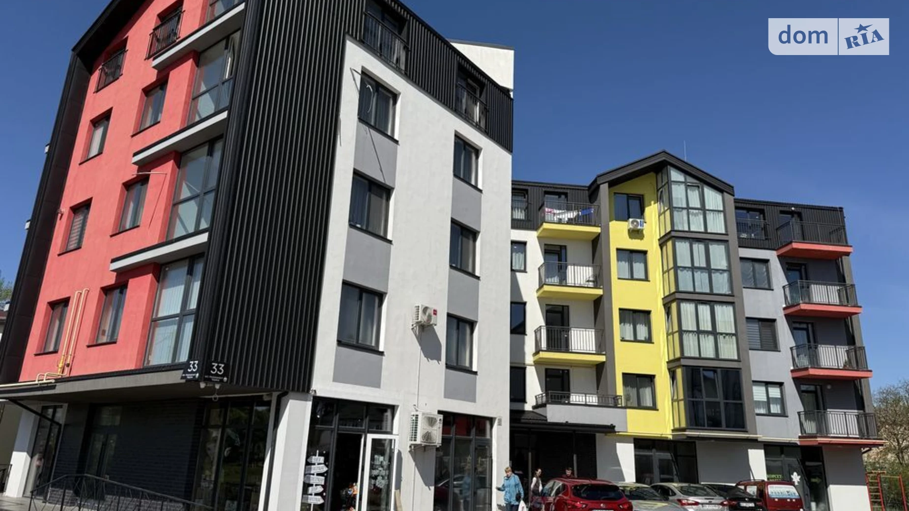 Продается 2-комнатная квартира 81 кв. м в Брюховичах, ул. Независимости Украины, 33 - фото 2