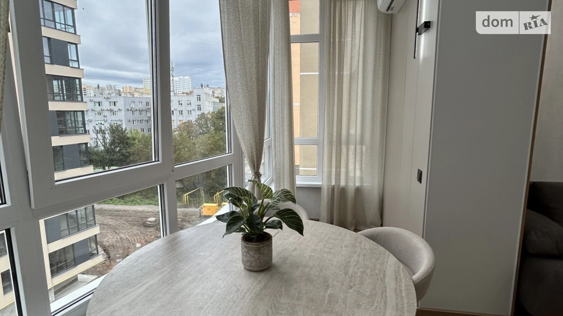 Продается 2-комнатная квартира 73 кв. м в Хмельницком, ул. Заречанская, 3/3Б - фото 4