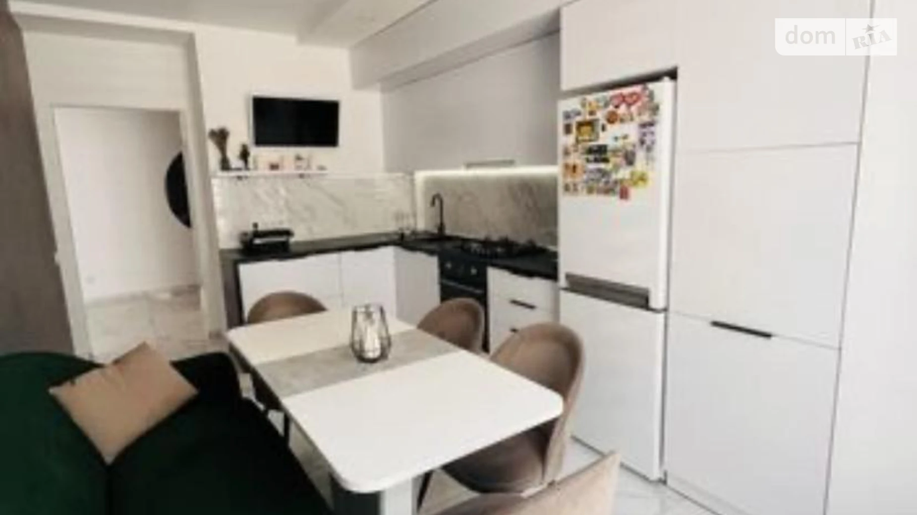 Продається 2-кімнатна квартира 60.1 кв. м у Львові, вул. Малоголосківська, 32А - фото 2