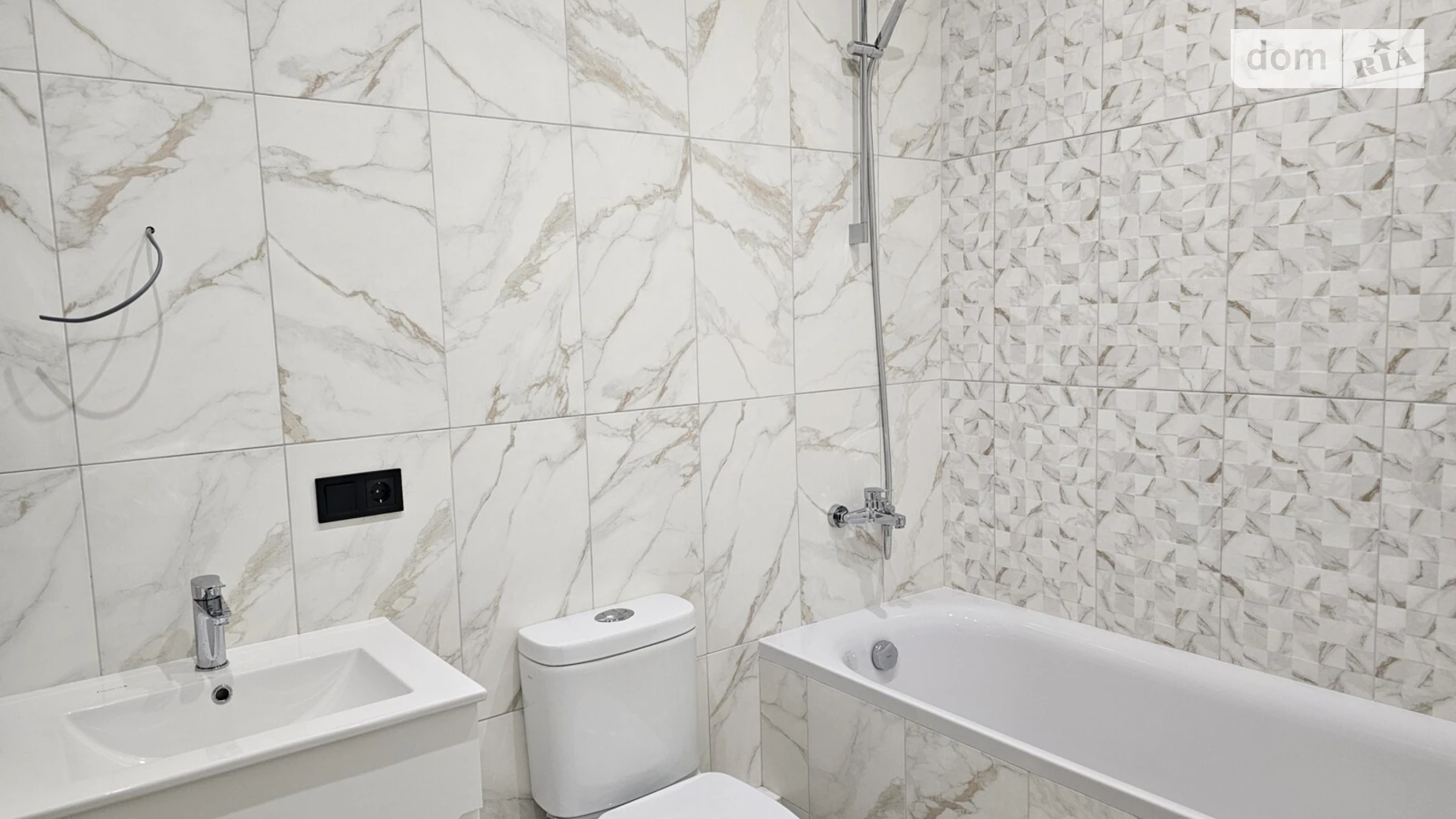 Продается 2-комнатная квартира 67 кв. м в Одессе, ул. Краснова, 1В - фото 4