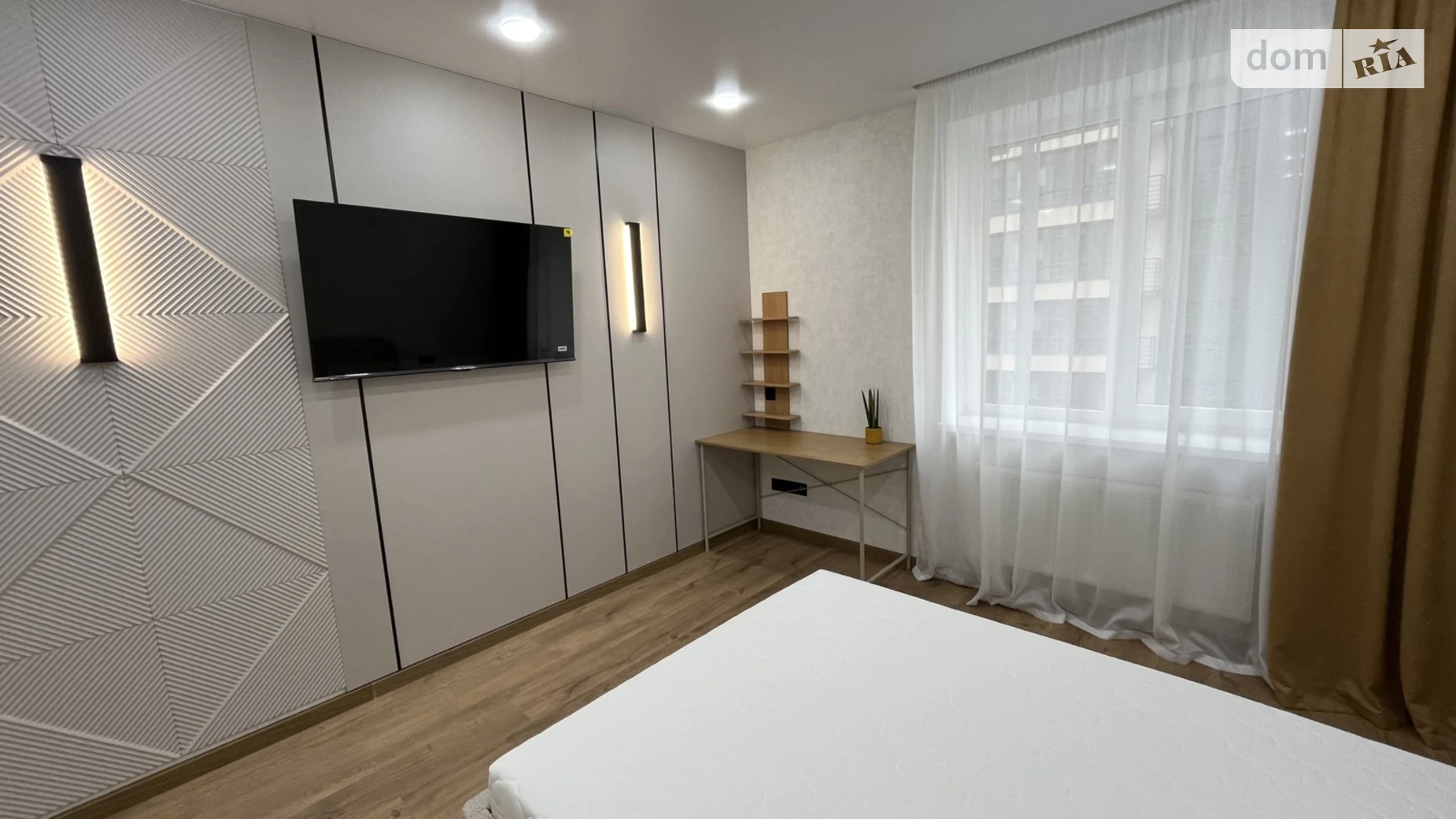 Продается 2-комнатная квартира 74 кв. м в, цена: 150000 $ - фото 2