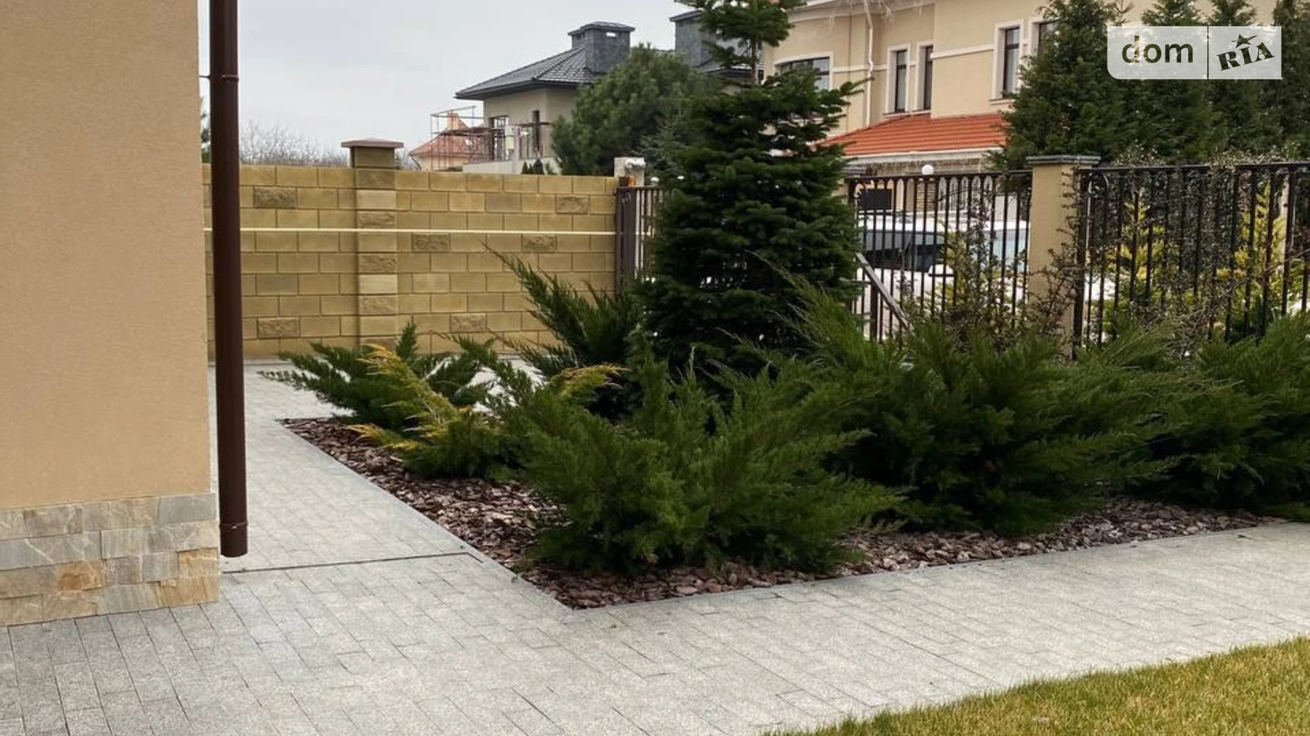 Продается дом на 2 этажа 250 кв. м с участком, цена: 650000 $ - фото 4