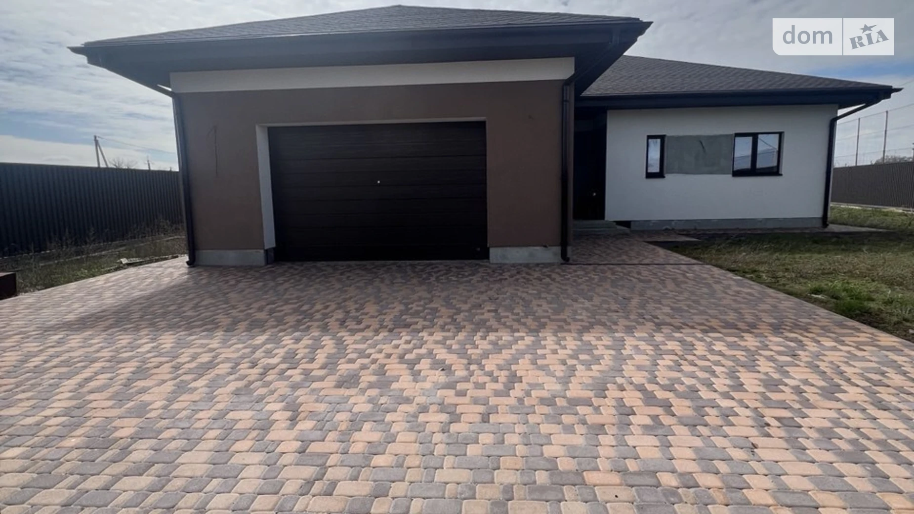 Продається одноповерховий будинок 199.22 кв. м з садом, цена: 153000 $ - фото 2