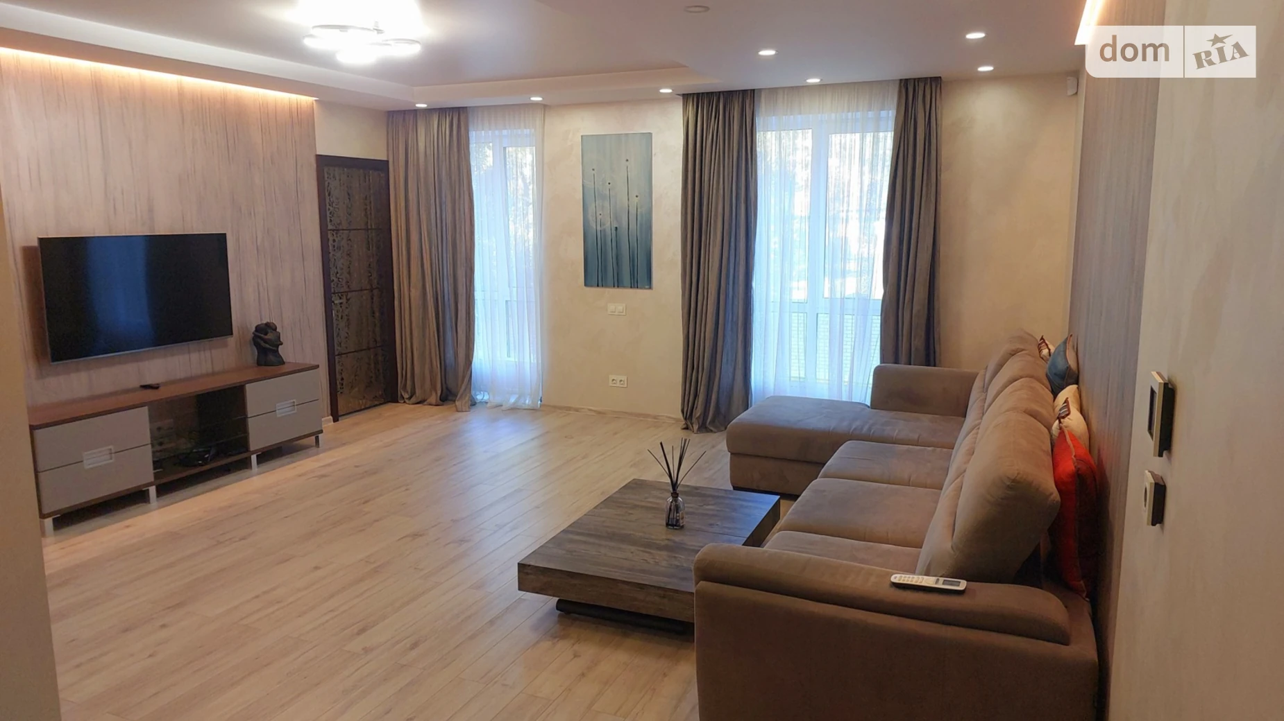 Сдается в аренду 1-комнатная квартира 105.9 кв. м в, цена: 45000 грн - фото 2