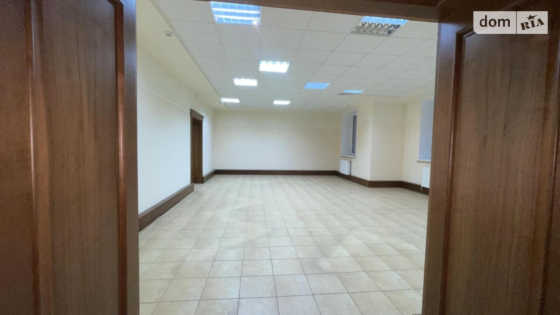 Сдается в аренду помещения свободного назначения 267 кв. м в 6-этажном здании, цена: 106800 грн - фото 3