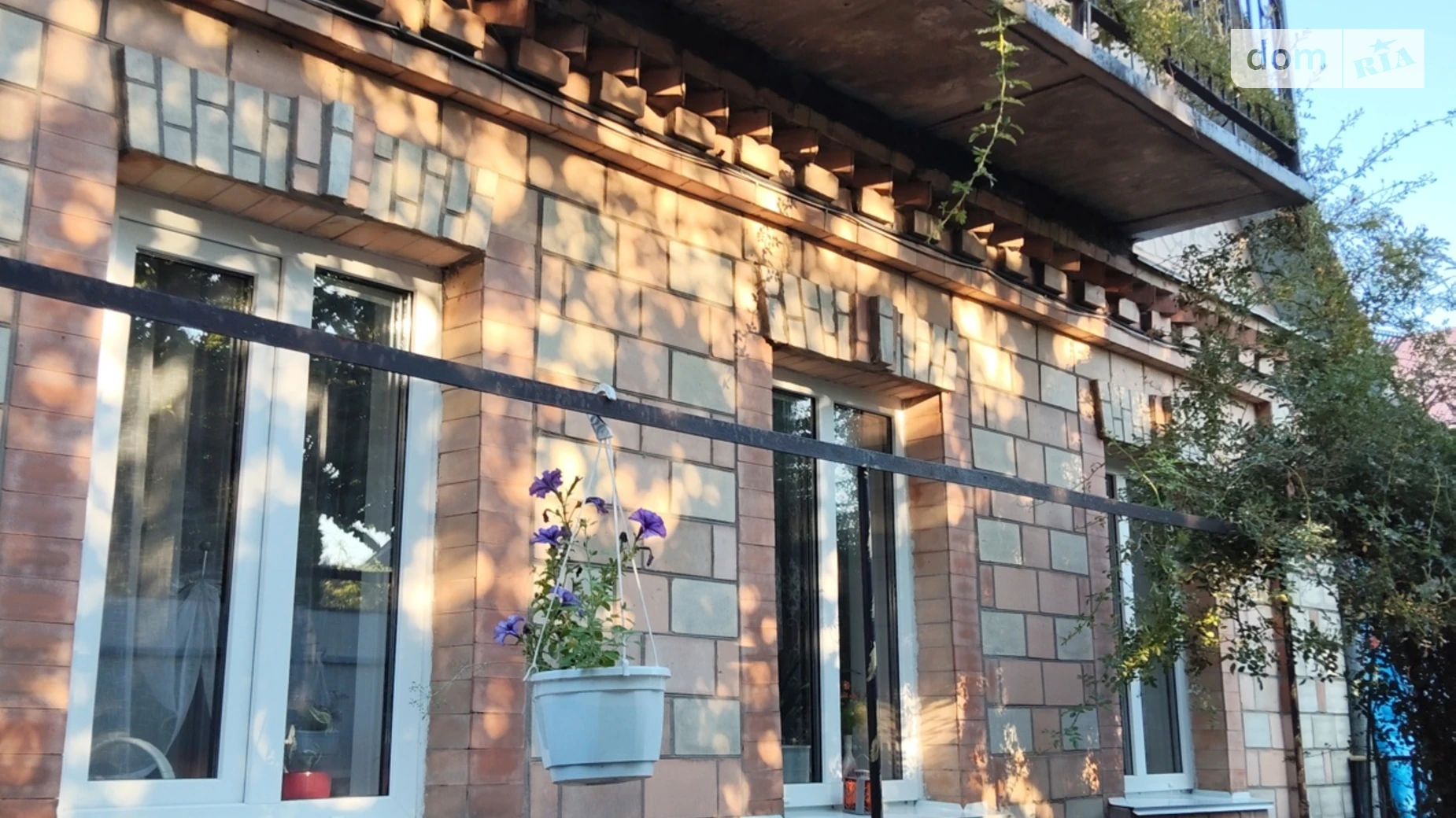 Продается дом на 2 этажа 71.9 кв. м с камином, цена: 46000 € - фото 2