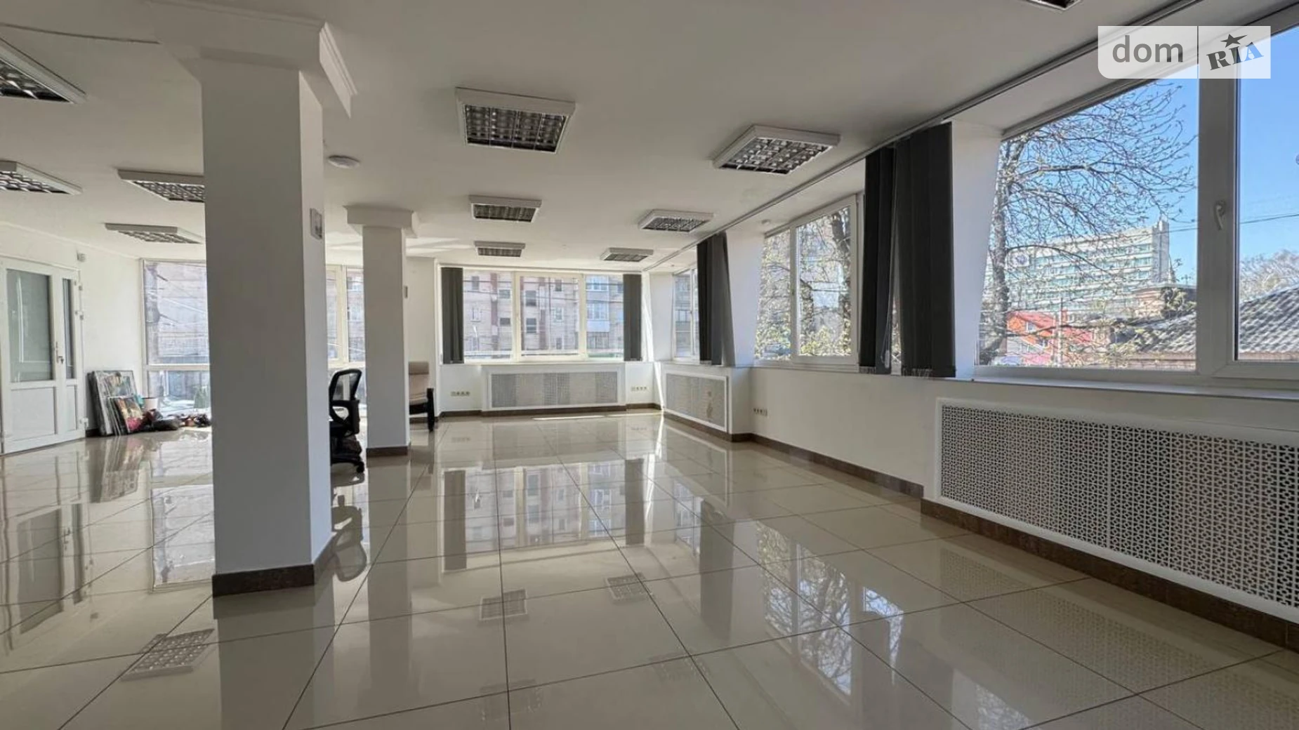Сдается в аренду офис 271 кв. м в бизнес-центре, цена: 58000 грн - фото 3