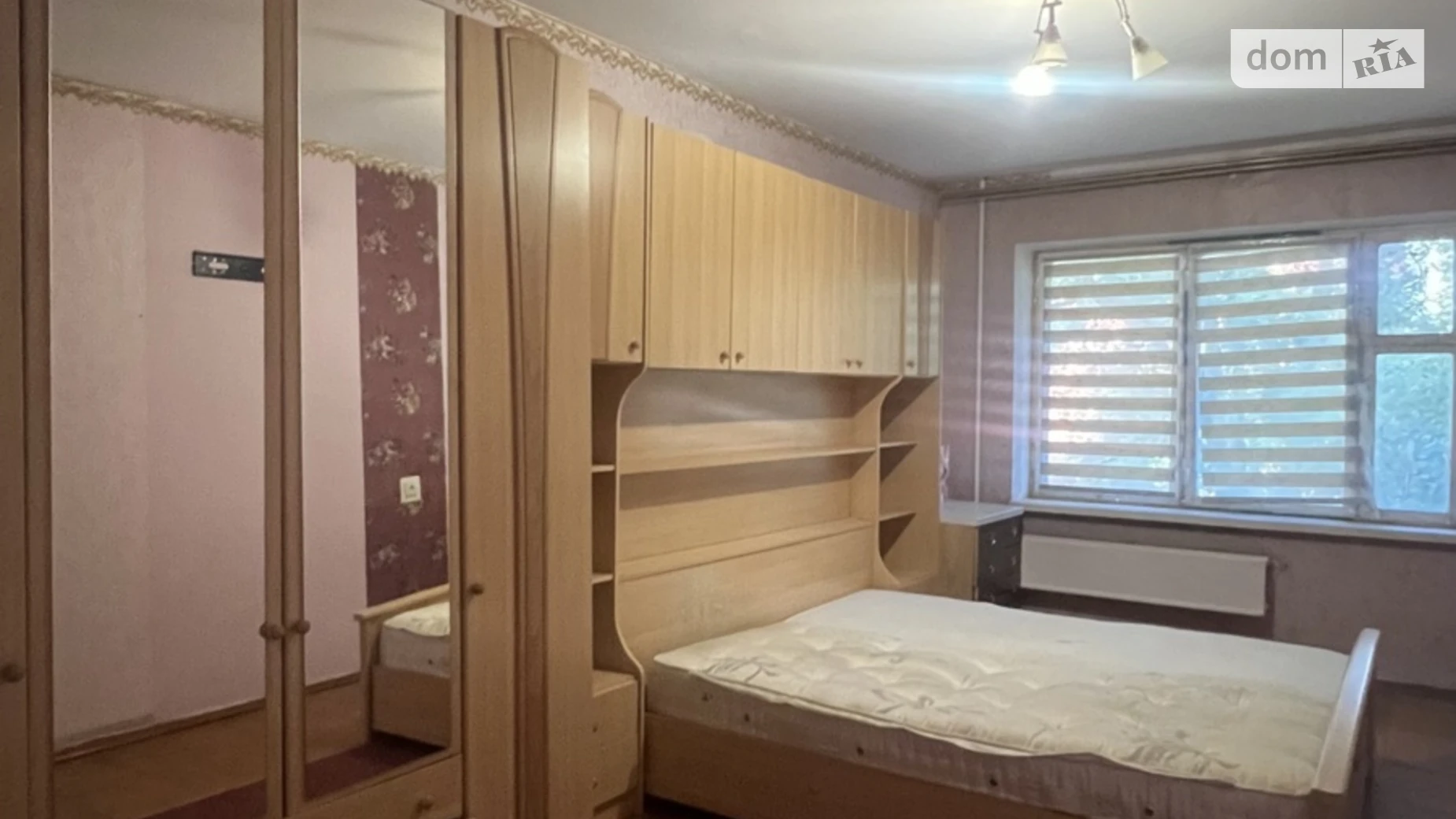 Продается 2-комнатная квартира 56.7 кв. м в Ровно, ул. Волынской Дивизии, 3 - фото 2