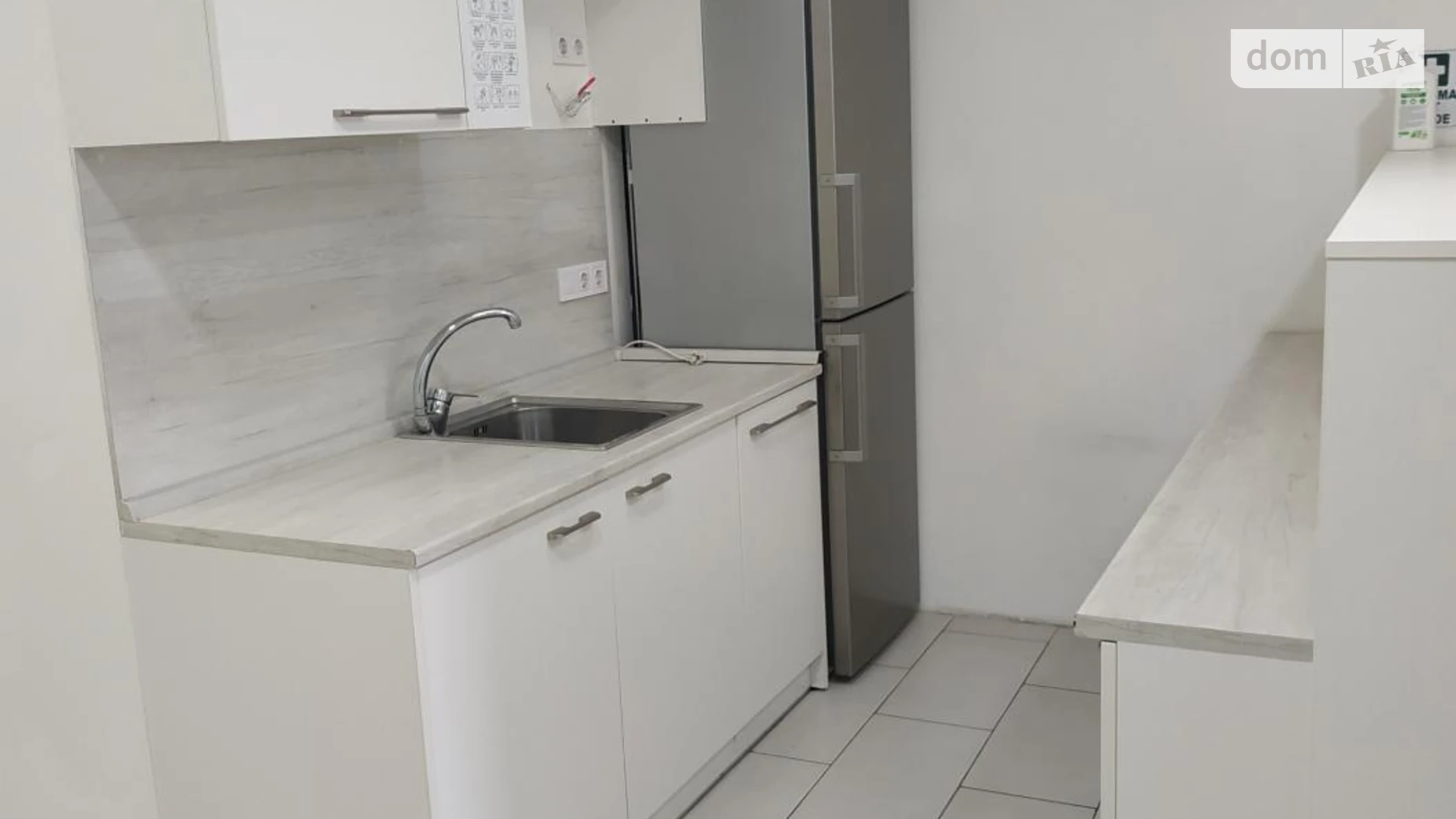 Продается офис 174.7 кв. м в бизнес-центре, цена: 436750 $ - фото 3