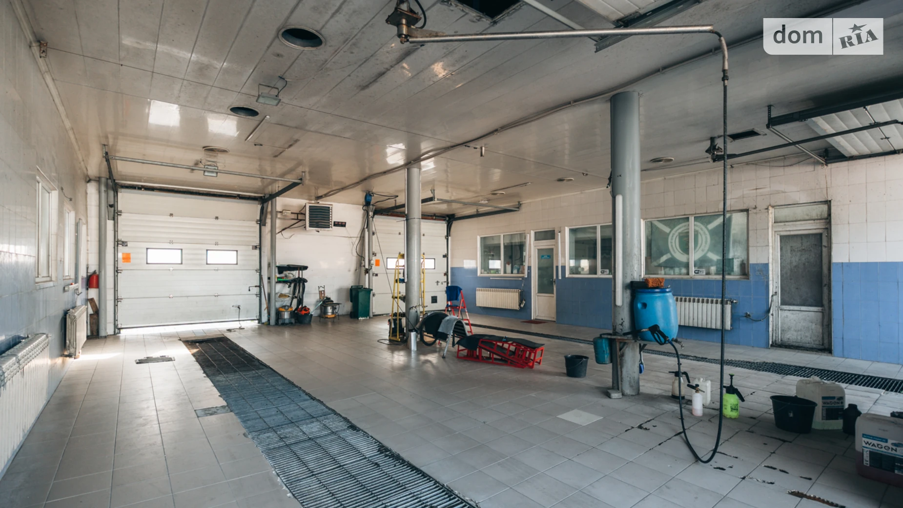 Продается объект сферы услуг 3300 кв. м в 2-этажном здании, цена: 1200000 $ - фото 4