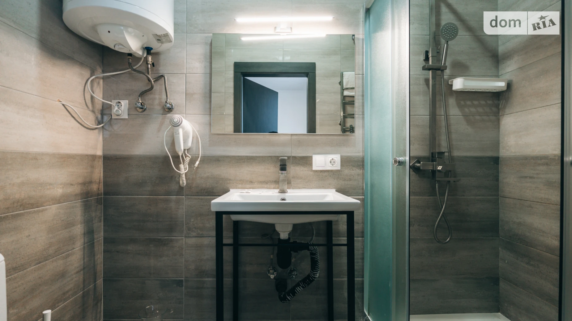 Продается объект сферы услуг 3300 кв. м в 2-этажном здании, цена: 1200000 $ - фото 5