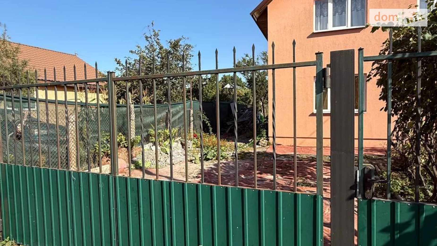 Продается дом на 2 этажа 66.5 кв. м с гаражом, цена: 34000 $ - фото 2