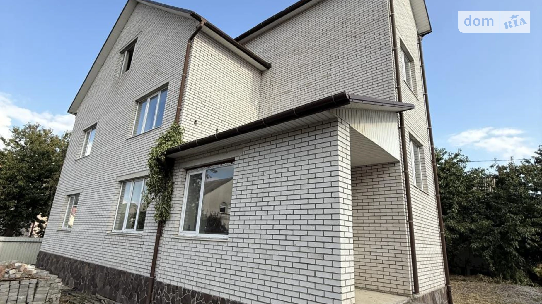 Продается дом на 2 этажа 278 кв. м с камином, цена: 95000 $ - фото 3