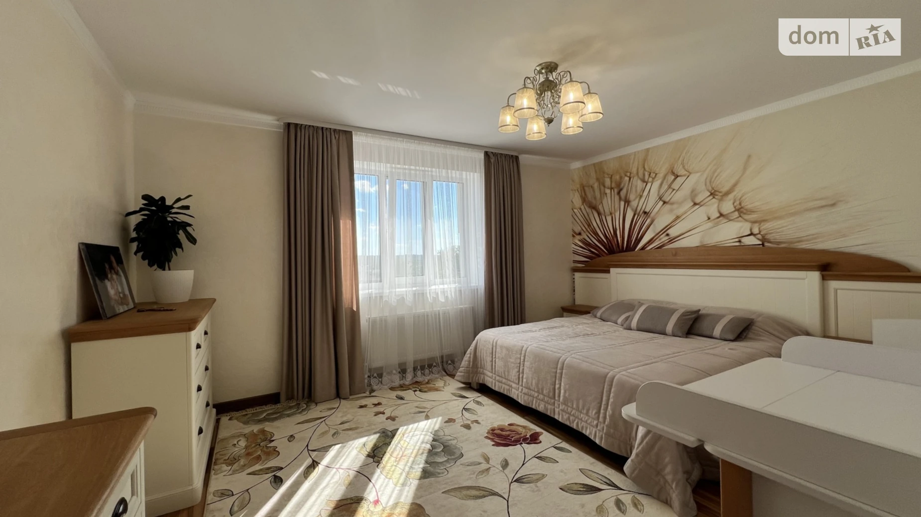 Продается дом на 2 этажа 142 кв. м с мебелью, цена: 245000 $ - фото 2