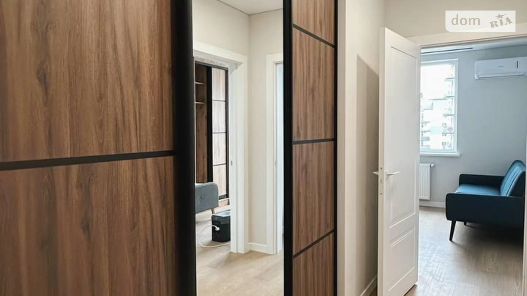 Продается 1-комнатная квартира 40 кв. м в Ивано-Франковске, ул. Национальной Гвардии - фото 3