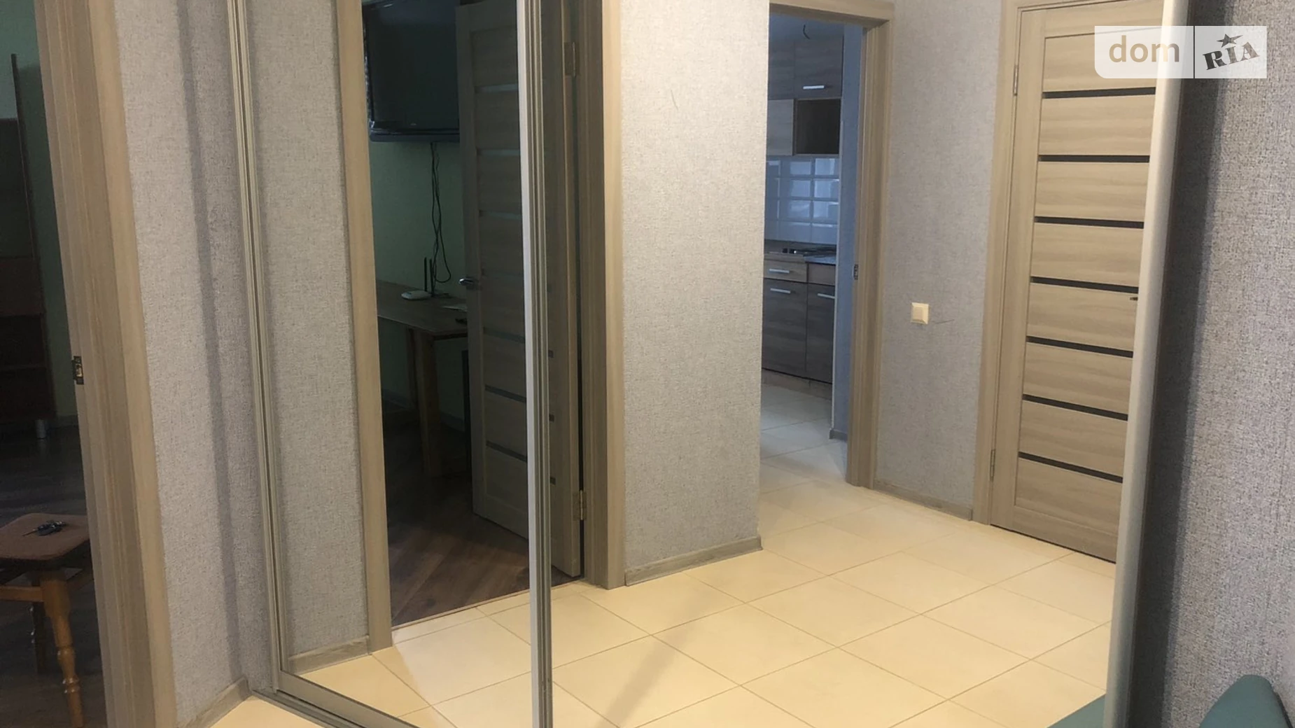 Продается 1-комнатная квартира 48.8 кв. м в Киеве, ул. Олевская - фото 4