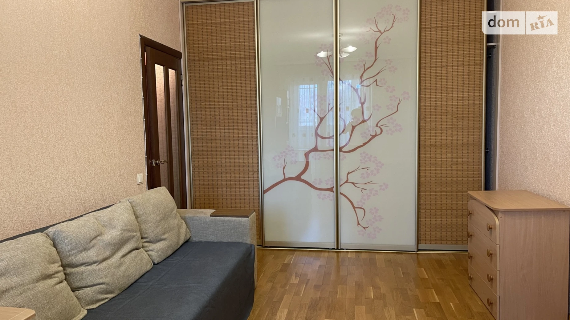 Продается 1-комнатная квартира 41.2 кв. м в Киеве, ул. Васильченко, 10А - фото 2