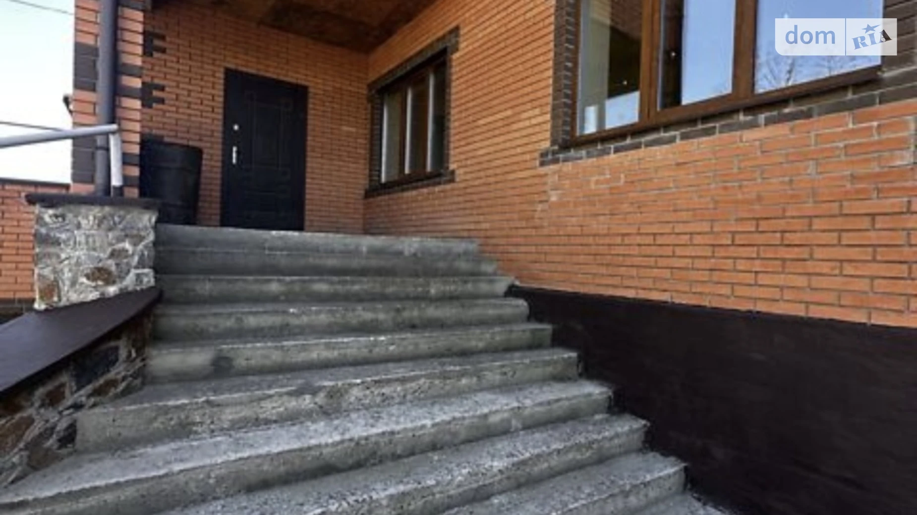 Продается дом на 2 этажа 260 кв. м с баней/сауной, цена: 170000 $ - фото 2