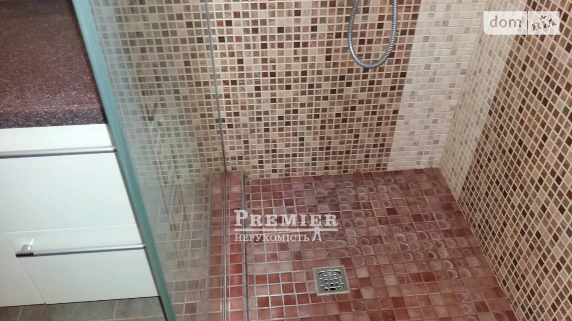 Продается 2-комнатная квартира 101.2 кв. м в Черноморске, просп. Мира(Ленина ул.) - фото 2