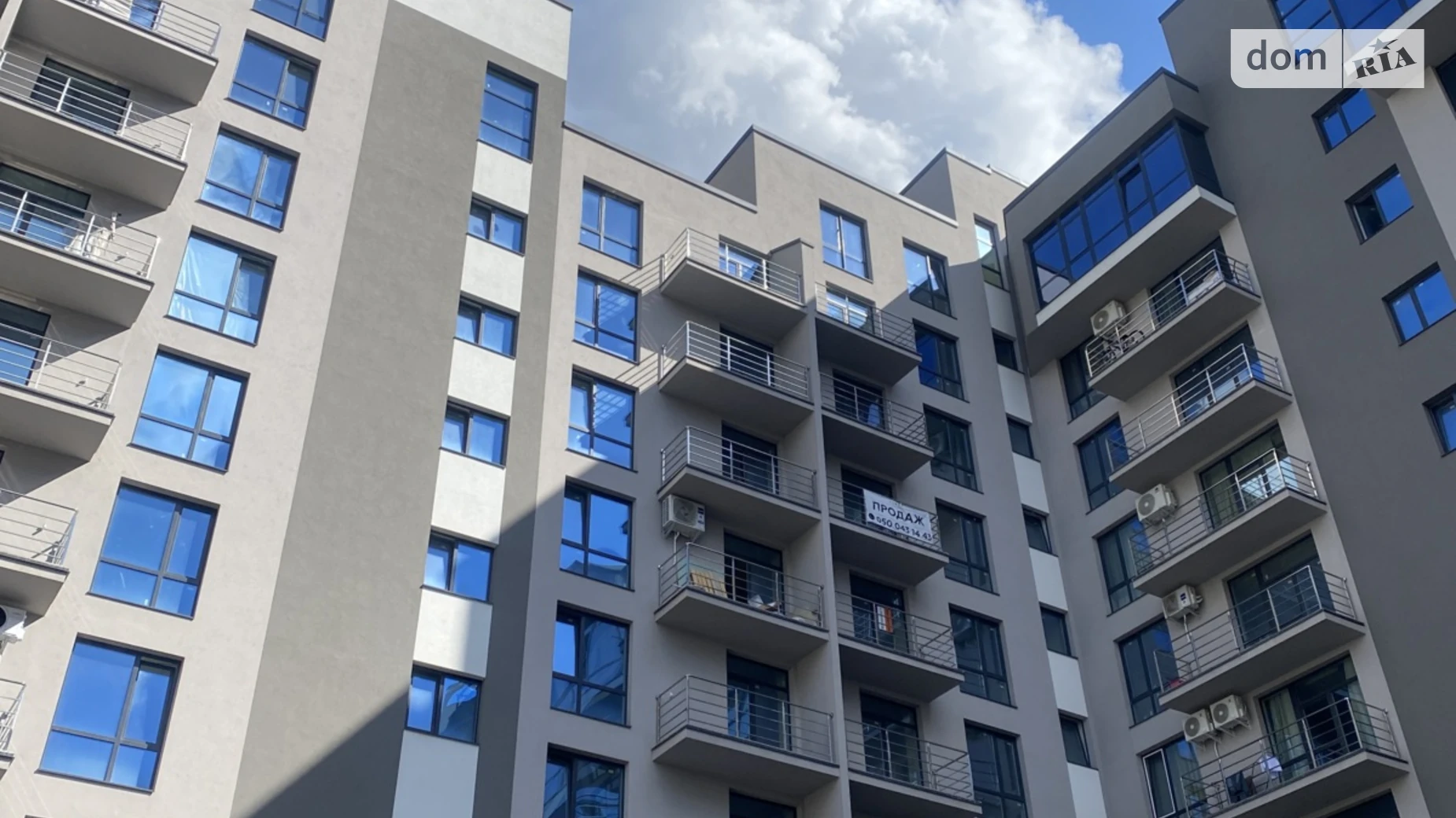 Продается 2-комнатная квартира 65 кв. м в Ивано-Франковске, ул. Гетьмана Ивана Мазепы, 160А - фото 2