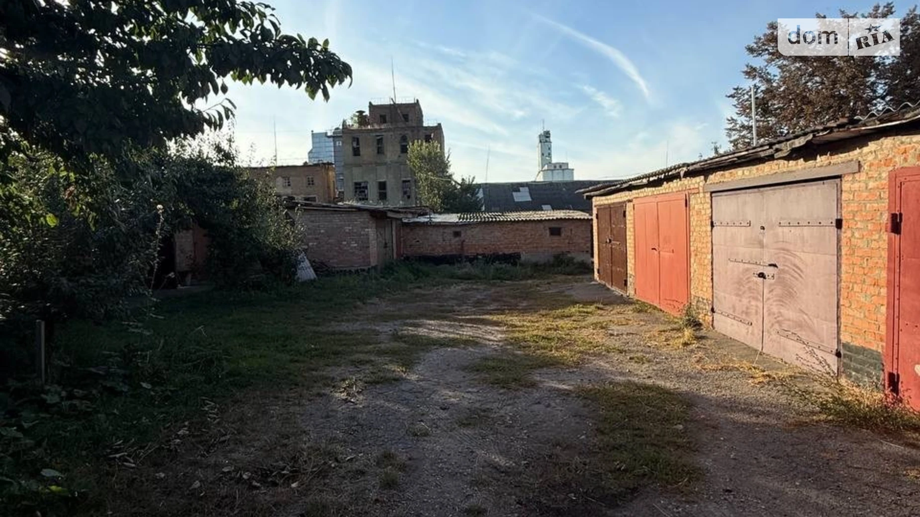 Продается отдельно стоящий гараж под легковое авто на 24 кв. м, цена: 5500 $ - фото 5