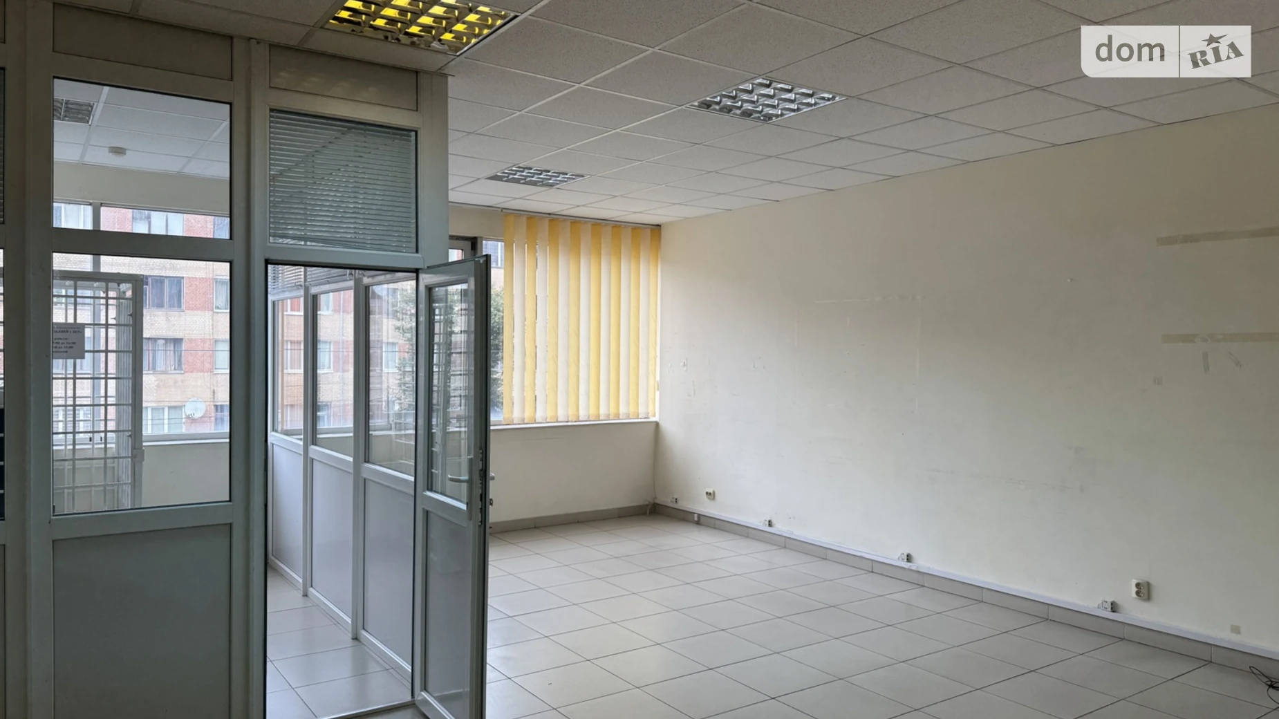 Сдается в аренду офис 45.1 кв. м в бизнес-центре, цена: 9500 грн - фото 2
