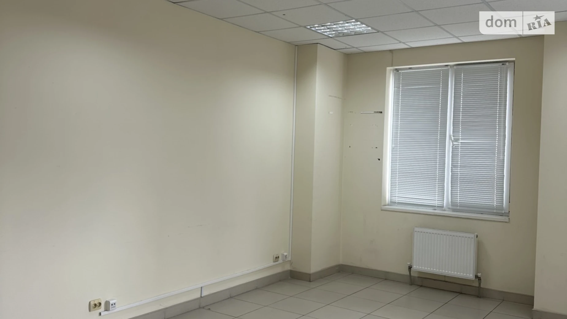 Сдается в аренду офис 36.8 кв. м в бизнес-центре, цена: 7360 грн - фото 2