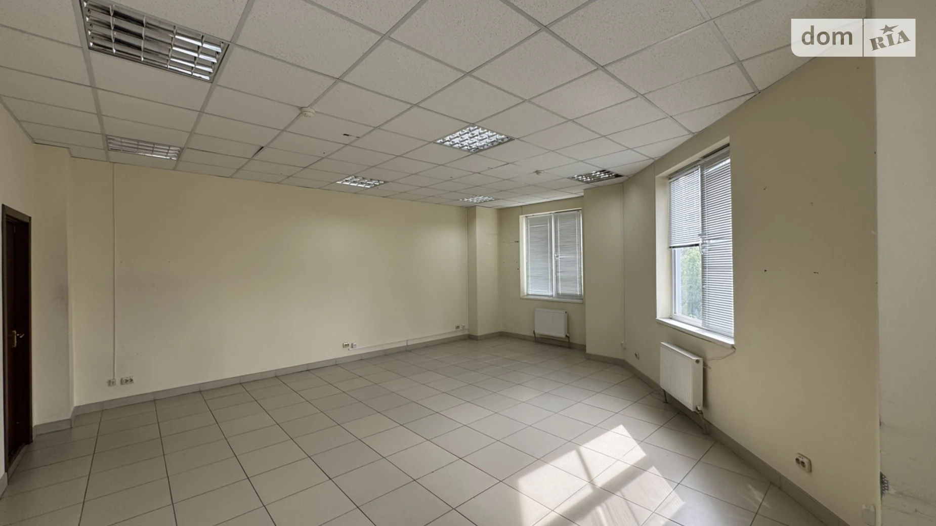 Сдается в аренду офис 36.8 кв. м в бизнес-центре, цена: 6990 грн - фото 5
